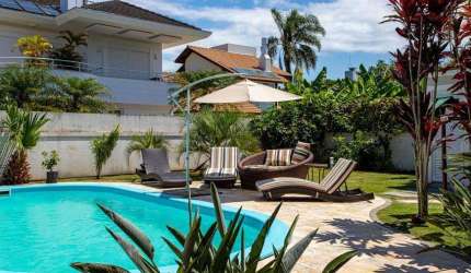 Casa para Locação em Florianópolis, Jurerê, 5 dormitórios, 1 suíte, 2 banheiros, 1 vaga