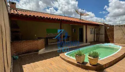 Casa com 3 dormitórios à venda, 231 m² por R$ 630.000 - Jardim São Bento - Uberaba/MG