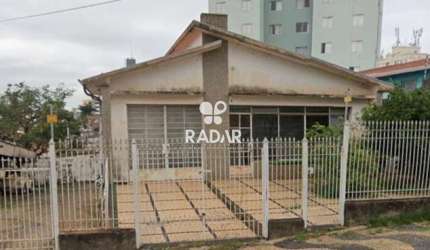 Casa à venda em Campinas, Jardim Proença, com 3 quartos, com 261.6 m²