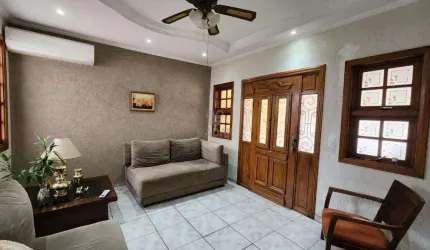 Casa à venda em Campinas, Jardim García, com 3 quartos, com 153 m²