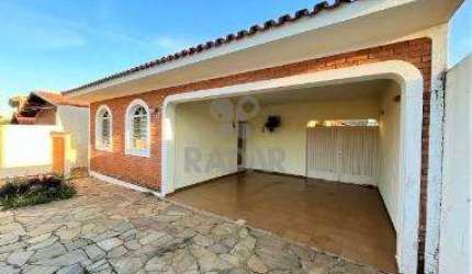 Casa à venda em Campinas no Parque São Quirino.