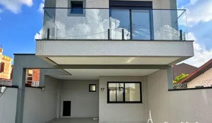 Sobrado Novo Moderno, alto padrão Uberaba - Curitiba/PR