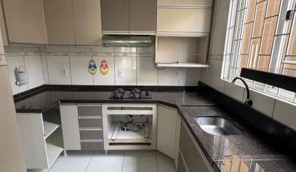 Apartamento aconchegante e bem localizado em São José dos Pinhais!