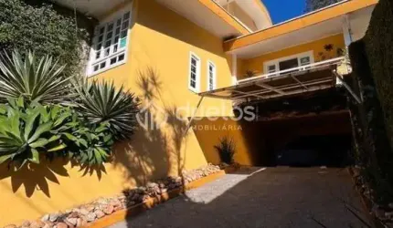 Casa com 4 dormitórios à venda, 215 m² por R$ 1.250.000,00 - Primeiro de Maio - Brusque/SC