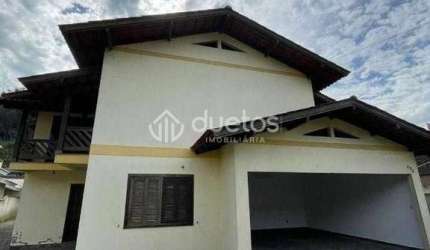 Casa à Venda no Bairro São Pedro, Brusque