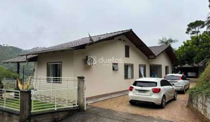 Casa à Venda no Bairro São Pedro