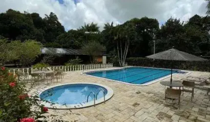 Casa em condomínio fechado com completa estrutura de lazer em Aldeia - Camaragibe - PE