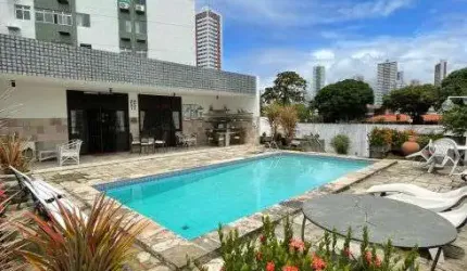 Com com 6 quartos e área de lazer com piscina e espaço gourmet na Encruzilhada - Recife - PE