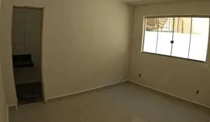 Casa com 3 quartos à venda no Parque Xangri-Lá, Contagem  por R$ 450.000