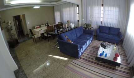 Casa com 4 quartos à venda em Ouro Preto, Belo Horizonte  por R$ 1.300.000