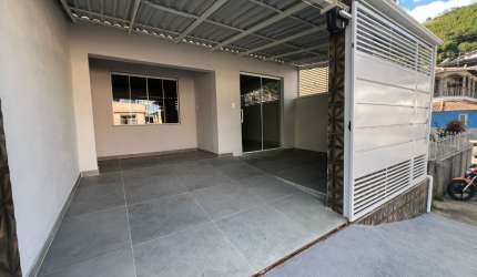 Bela Casa à Venda no Bairro Eldorado – Juiz de Fora