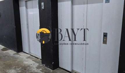 PRÉDIO COMERCIAL NOVO / COM 40 VAGAS / 7 ANDARES / ELEVADOR / DEPÓSITO