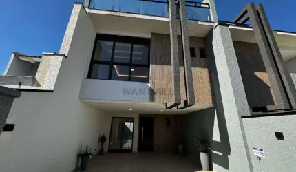 BELISSIMO SOBRADO COM 3 QUARTOS E ATICO NO AFONSO PENA