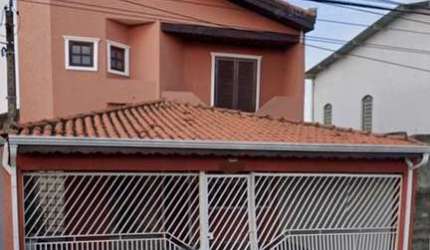 Sobrado à Venda em Jardim Itanguá, Sorocaba - SP