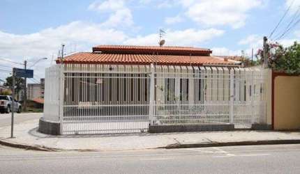 Excelente casa a venda no Jardim Simus