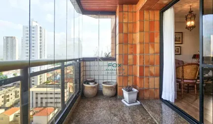 Apartamento 200m² com 4 suítes, 2 vagas no Tatuapé