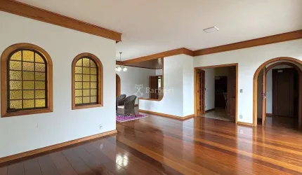 Apartamento com 4 quartos para alugar no Garcia, Blumenau , 244 m2 por R$ 5.000