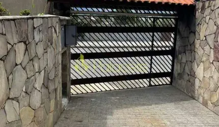 Casa à venda 3 Quartos, 1 Suite, 2 Vagas, 406.4M², Centro, Pindamonhangaba - SP