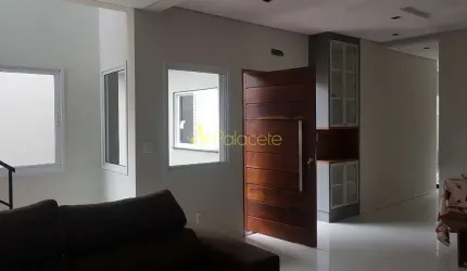 Casa à venda 3 Quartos, 1 Suite, 3 Vagas, 300M², Jardim Oásis, Taubaté - SP