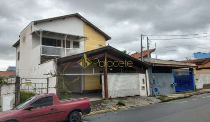 Casa à venda 4 Quartos, 4 Suites, 3 Vagas, 300M², São Benedito, Pindamonhangaba - SP