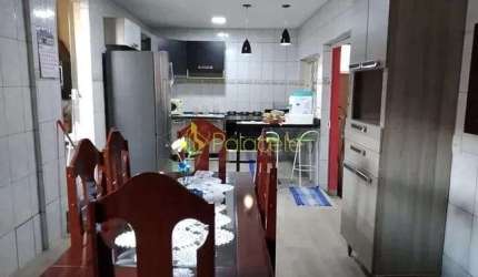 Casa à venda 4 Quartos, 1 Suite, 3 Vagas, 250M², Jardim Sonia Maria, Taubaté - SP