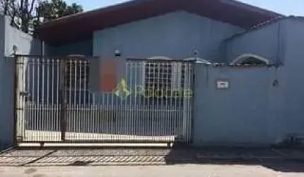 Casa à venda 3 Quartos, 2 Suites, 2 Vagas, 310M², Jardim Maria Augusta, Taubaté - SP