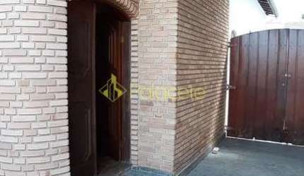 Casa à venda 4 Quartos, 1 Suite, 2 Vagas, 250M², Jardim Independência, Taubaté - SP