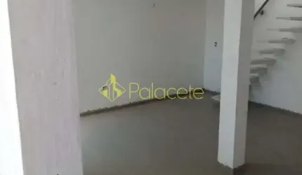 Casa à venda 3 Quartos, 1 Suite, 2 Vagas, 250M², Vila Suiça, Pindamonhangaba - SP