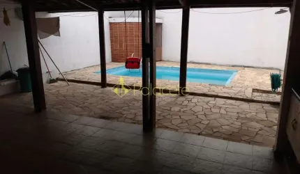 Casa à venda 3 Quartos, 2 Suites, 2 Vagas, 390M², Jardim Rosely, Pindamonhangaba - SP