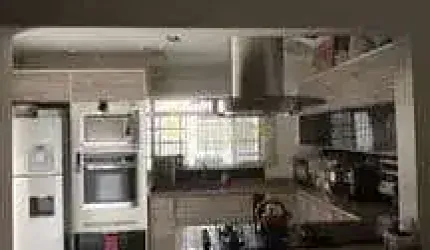 Casa à venda 3 Quartos, 1 Suite, 3 Vagas, 250M², Parque Senhor do Bonfim, Taubaté - SP