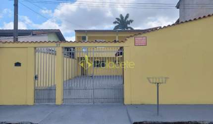 Casa à venda 3 Quartos, 3 Vagas, 250M², Residencial Mombaça, Pindamonhangaba - SP
