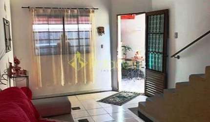 Casa à venda 3 Quartos, 1 Suite, 2 Vagas, 150M², Residencial Mombaça, Pindamonhangaba - SP