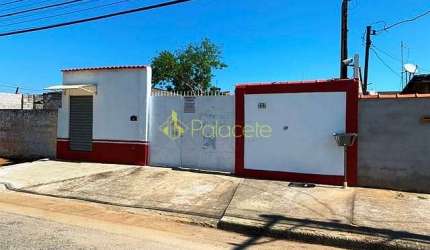 Casa à venda 2 Quartos, 2 Vagas, 250M², Delta, Pindamonhangaba - SP