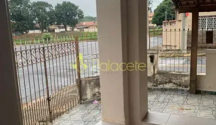 Casa à venda 3 Quartos, 2 Suites, 2 Vagas, 250M², Chácara Galega, Pindamonhangaba - SP