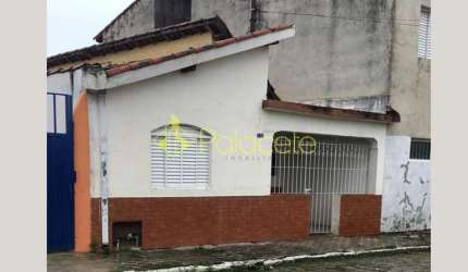 Casa à venda 2 Quartos, 1 Vaga, 125M², Cabelinha, Lorena - SP