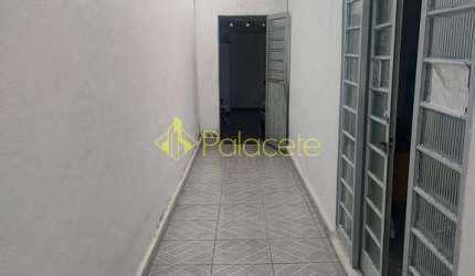 Casa à venda 2 Quartos, 1 Vaga, 150M², Jardim Gurilândia, Taubaté - SP