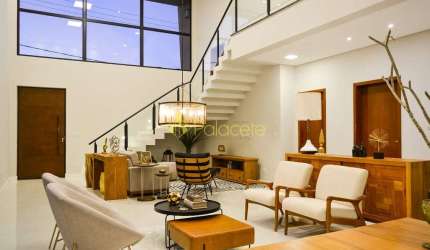 Casa à venda 4 Quartos, 1 Suite, 4 Vagas, 245M², Jardim Baronesa, Taubaté - SP | Condomínio Colinas