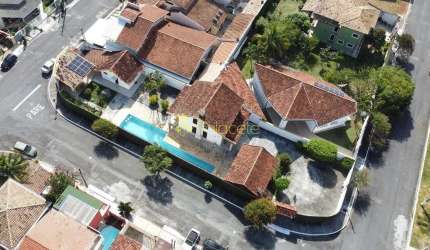 Casa à venda 2 Quartos, 1 Suite, 5 Vagas, 900M², Vila São Geraldo, Taubaté - SP