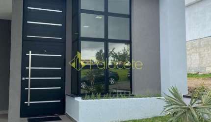 Casa à venda 3 Quartos, 1 Suite, 2 Vagas, 300M², Guedes, Tremembé - SP | Morada do Visconde
