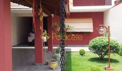 Casa à venda 7 Quartos, 3 Suites, 392M², São Benedito, Pindamonhangaba - SP
