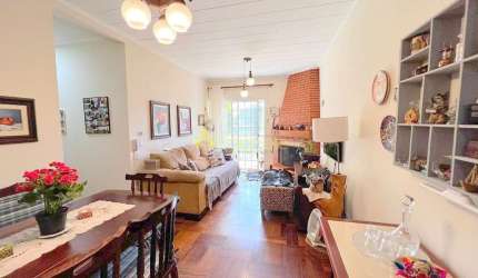 Apartamento térreo, em prédio de  02 andares, mobiliado, com garden,  em  10.000m2  de condominio,