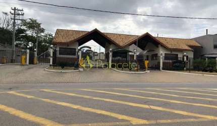 Casa à venda 3 Quartos, 1 Suite, 2 Vagas, 258.5M², Campo Alegre, Pindamonhangaba - SP | Condomínio