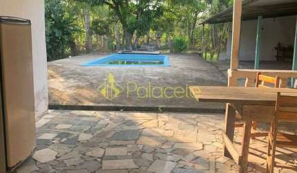 Casa à venda e locação 2 Quartos, 1 Suite, 4 Vagas, 8473.76M², Vila São Benedito, Pindamonhangaba -