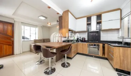 Triplex com 2 vagas e ático