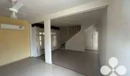 Casa com 3 dormitórios à venda por R$ 480.000,00 - Vila Voturuá - São Vicente/SP