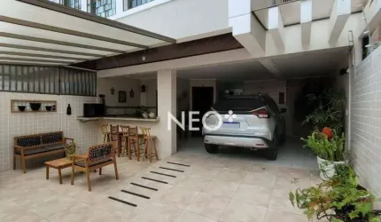 Sobrado com 3 dormitórios à venda, 159 m² por R$ 1.490.000,00 - Embaré - Santos/SP