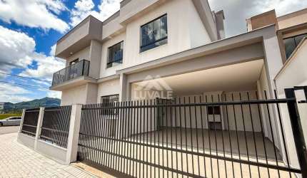 Geminado de Esquina | Três Rios do Norte | 3 quartos (1 suíte) | 144m²
