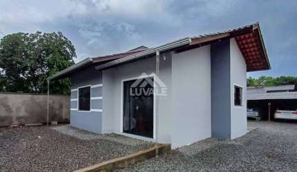 Casa Semimobiliada | Amizade | 2 quartos (1 suíte) | 70m²