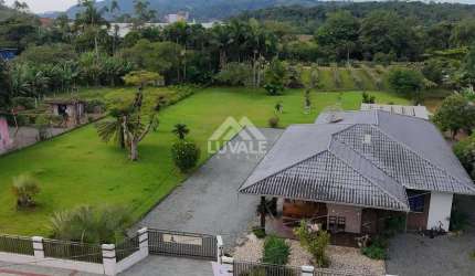 Casa Semimobiliada | Schroeder I | 3 quartos (1 suíte) | 240m²