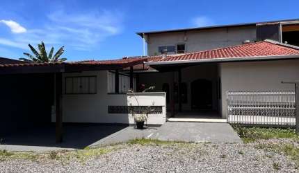 CASA PLANA 2 QUARTOS AVERBADA B. SANTA CATARINA - JOINVILLE